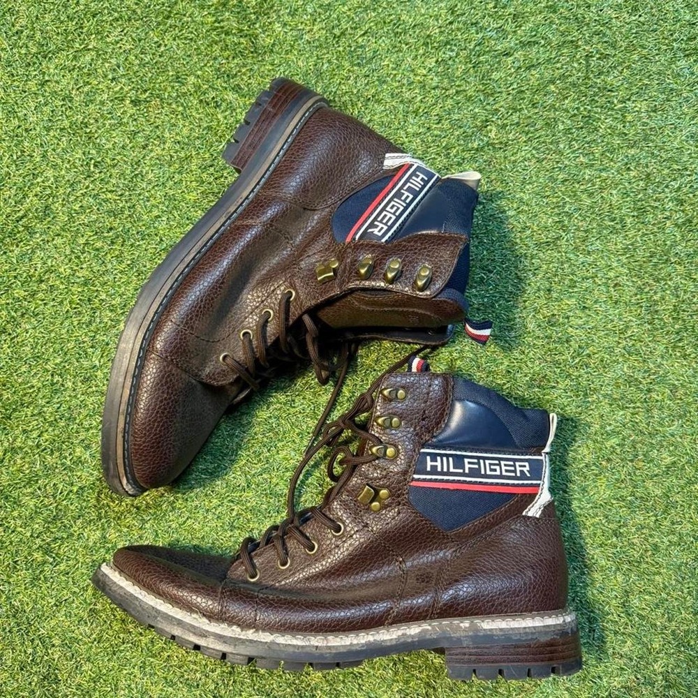 Tommy Hilfiger brown leather lace-up boots with pebbled texture